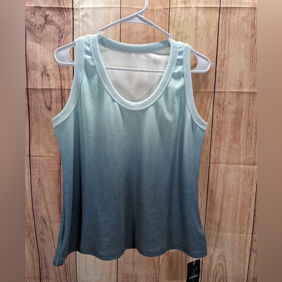 NWT flamingals flamingo  green/ blue ombré dyed tank top size 2XL - Picture 1 of 3